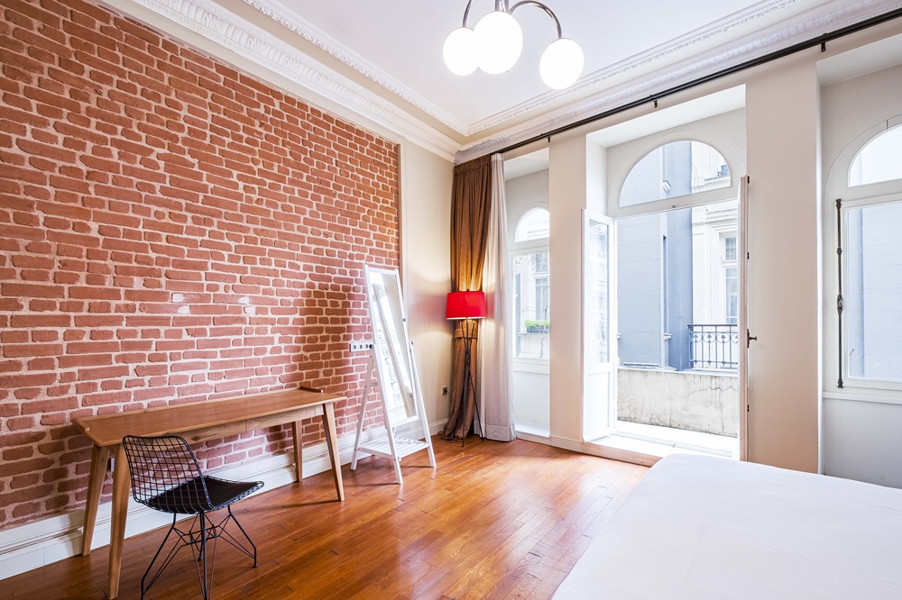 Turna 4 with Private Terrace