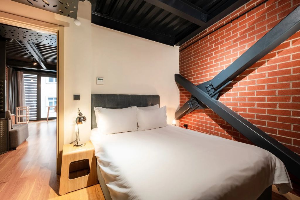 Loft 7