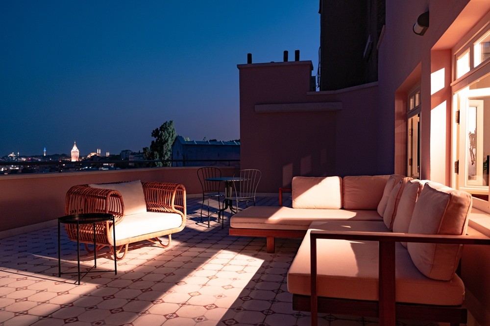 Turna 6 with Private Terrace