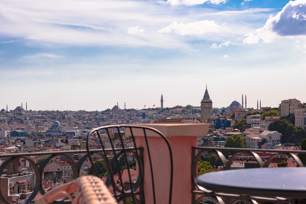 Turna 7 with Sea View