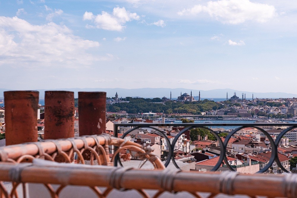 Turna 7 with Sea View